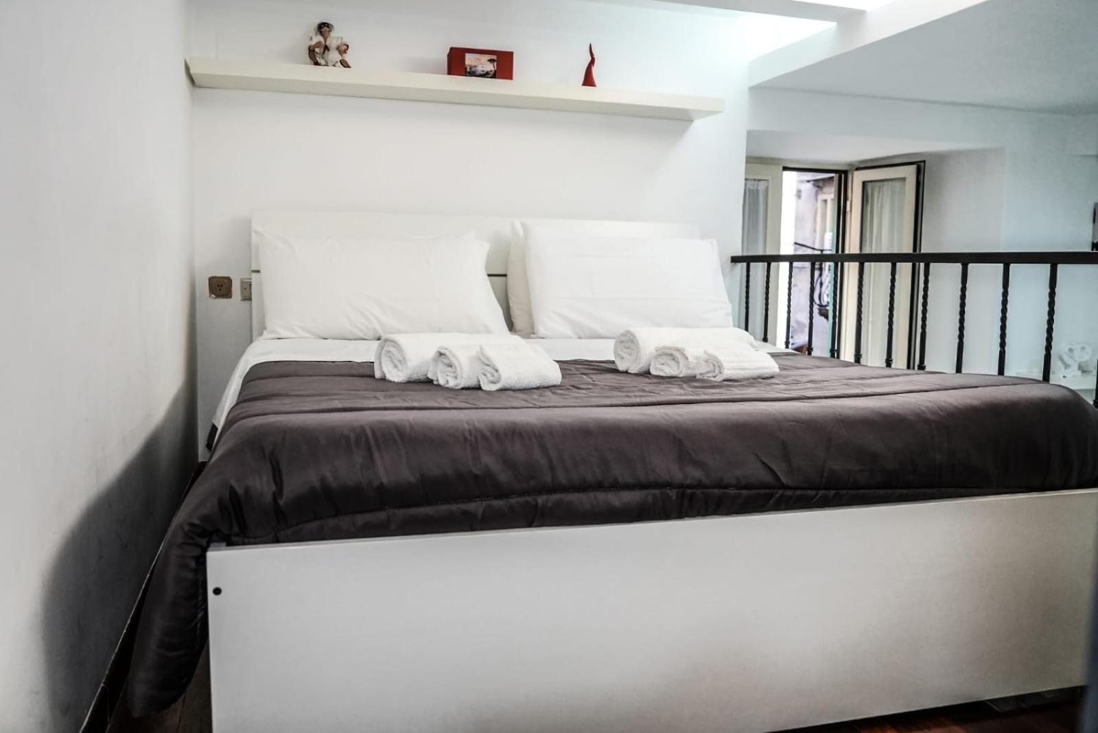 Casa Vacanza La Spagnola Napoli Ngoại thất bức ảnh